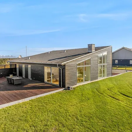 Сasa de vacaciones Emelita - 1-4km From The Sea By Interhome *